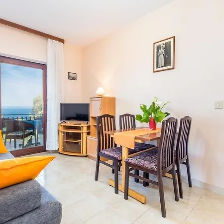 With A Parking Space Kraj, Opatija - 7724 Διαμέρισμα *